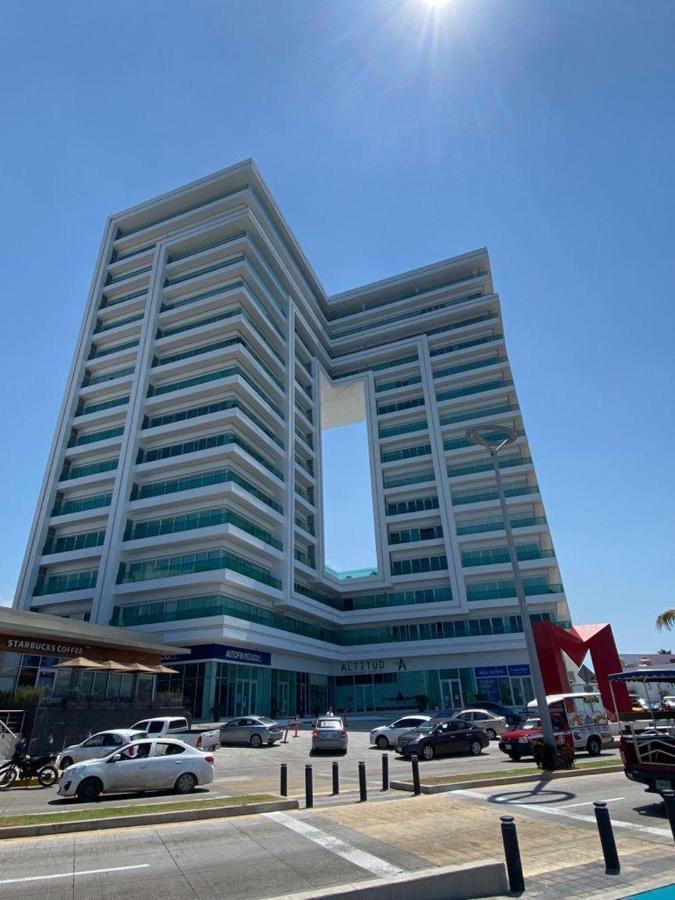 Condominio Torre Eme Frente Al Malecon Vista A La Ciudad Con Alberca Y Algo Al Mar Gimnacio Mazatlán Εξωτερικό φωτογραφία